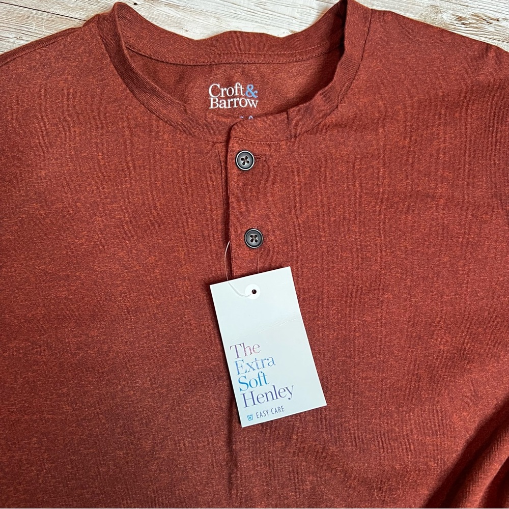 ($30) Croft & Barrow NWT Henley top - Picture 3 of 5